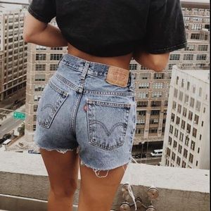 vintages levis 505 cut-off jean shorts